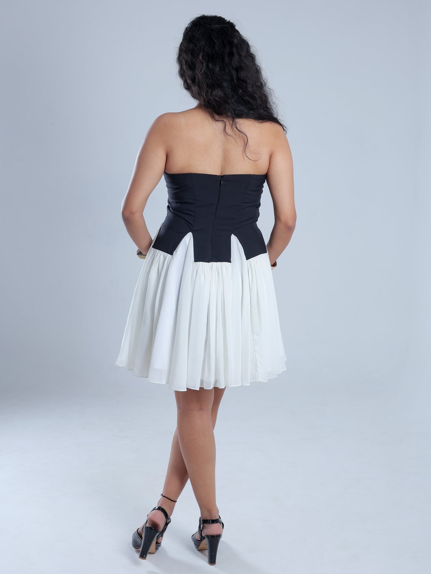 Noirelle Black Short Flared Dress