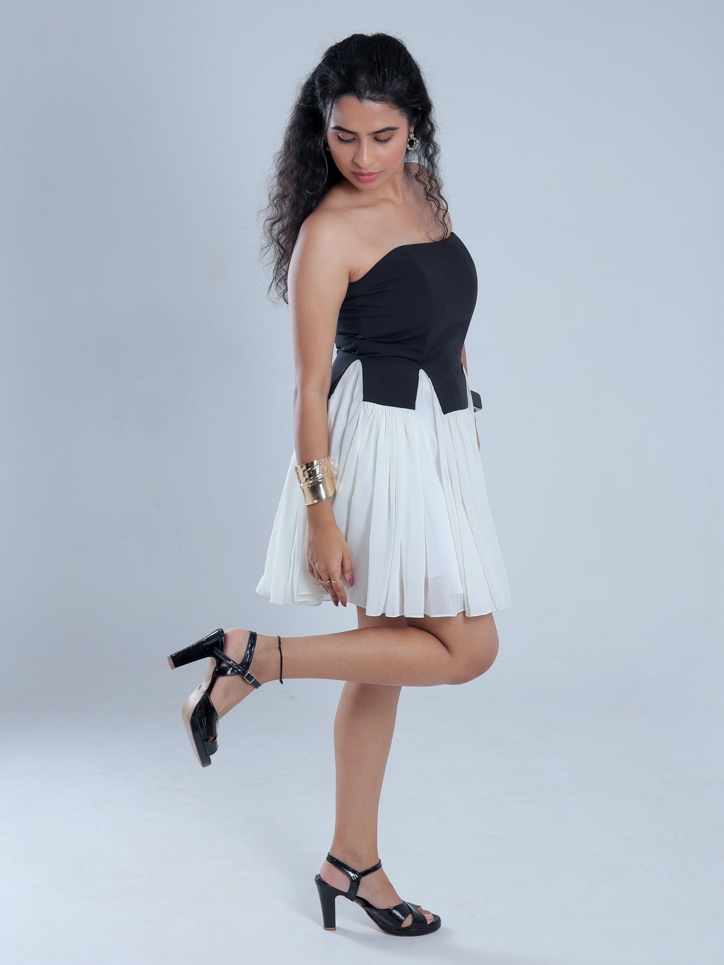 Noirelle Black Short Flared Dress