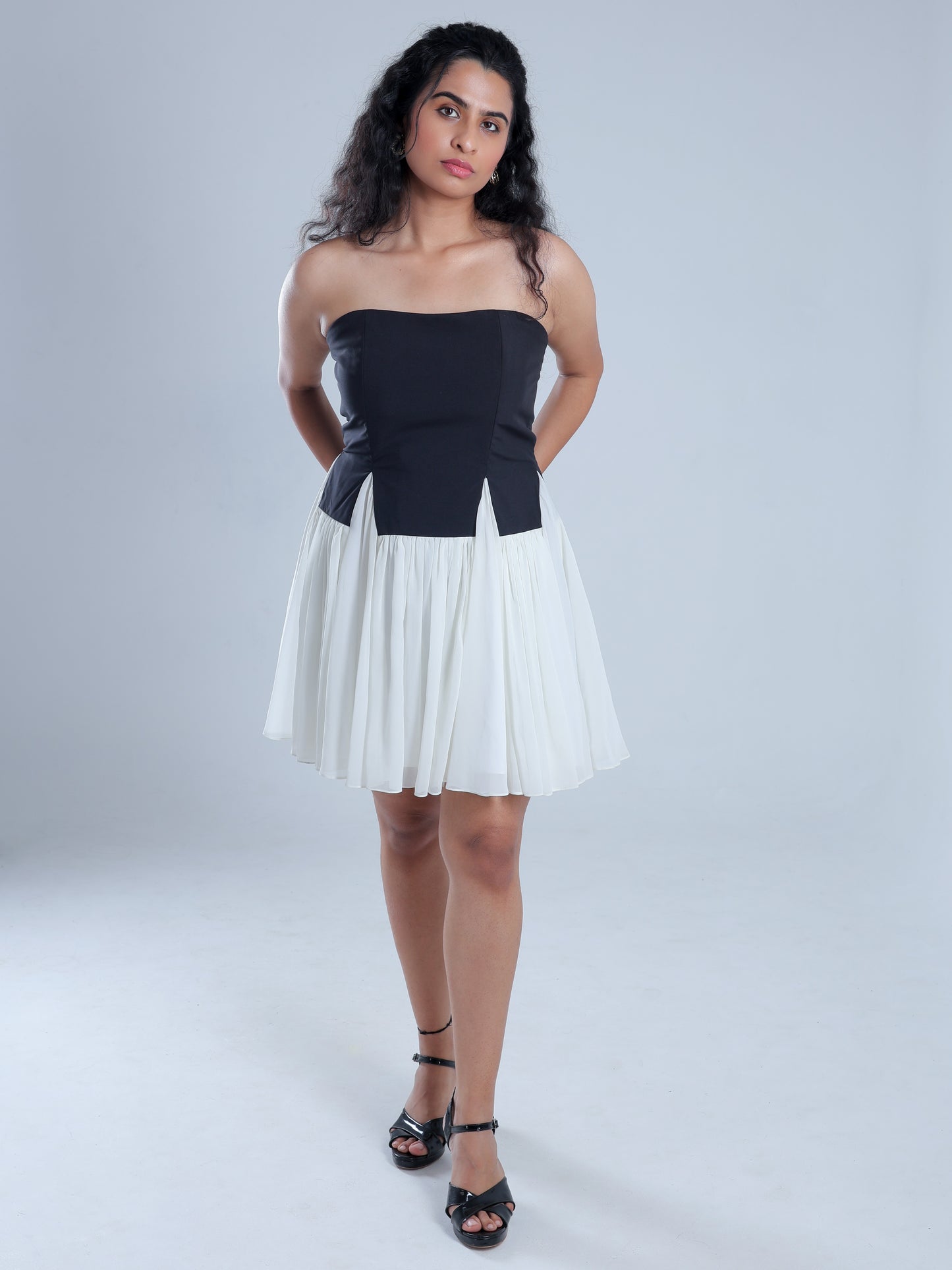 Noirelle Black Short Flared Dress