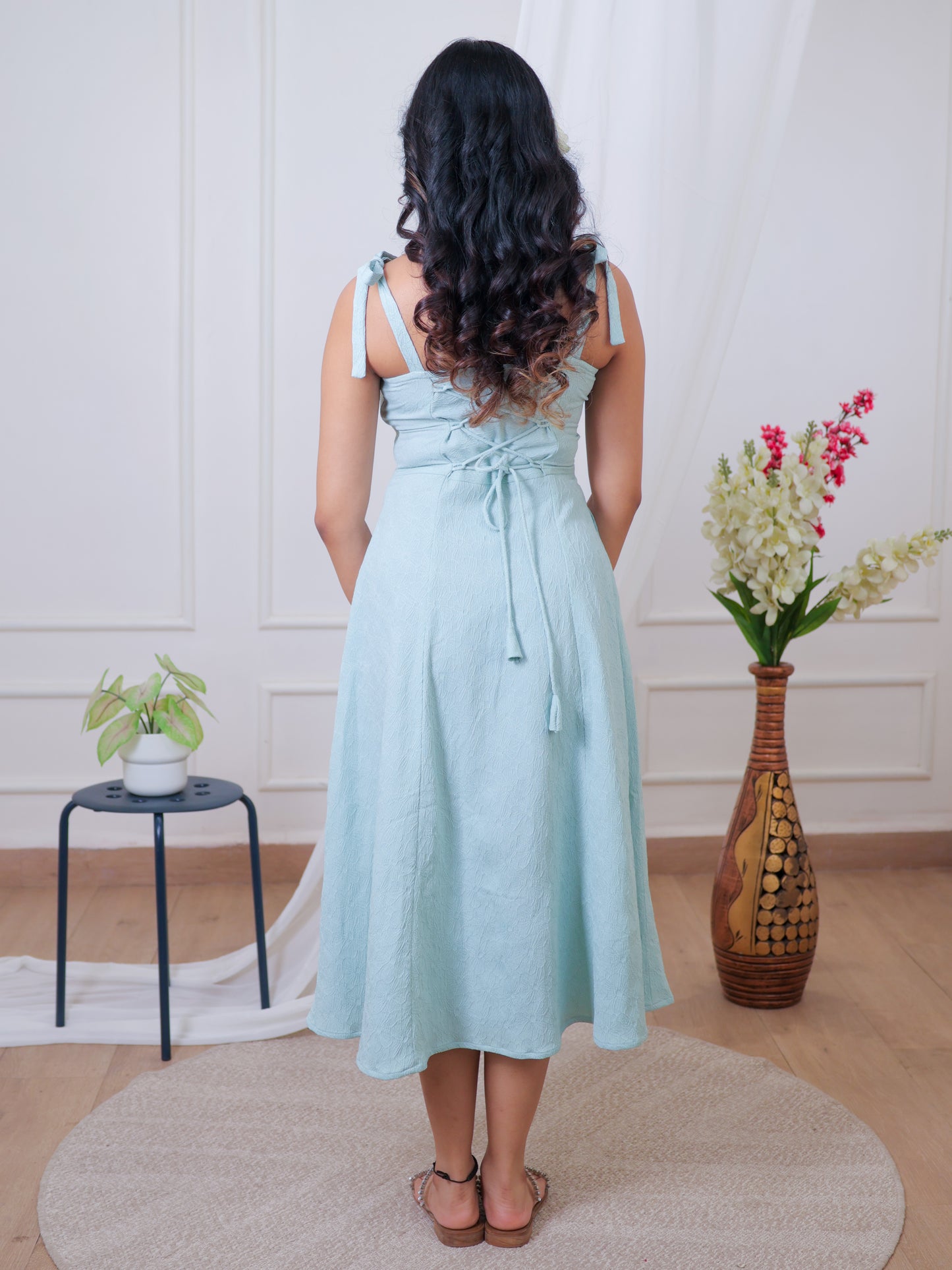 Mint floral fit & flare midi dress, back image